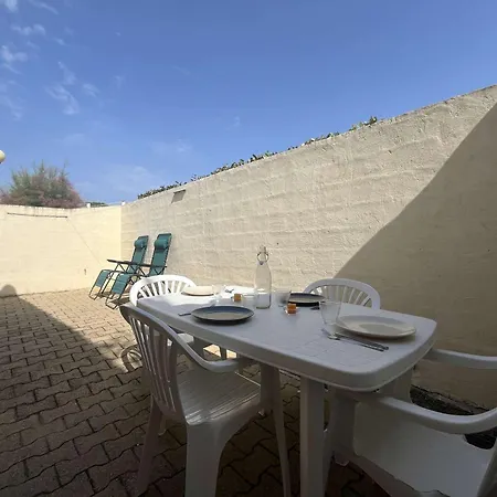 Pavillon Climatise Pres De La Plage, 3 Pieces, 5 Couchages, Terrasse, Parking Prive - Fr-1-229-775 Holiday home *